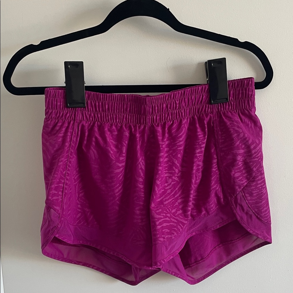Athleta Printed Mesh Racer Mid Rise Shorts